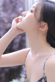 亚洲精品在线观看